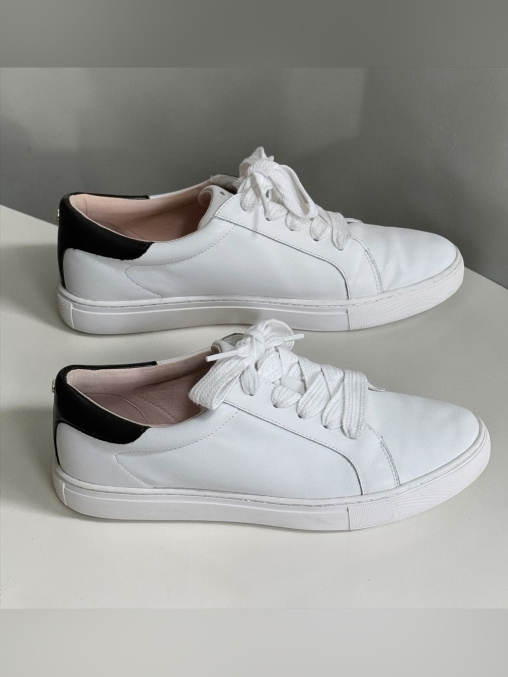 Kate Spade New York White Leather Sneakers with Black Heel Accent Size 9.5